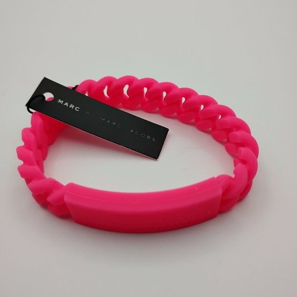Marc By Marc Jacobs Neon Pink Chain Silicone Bracelet - Picture 1 of 2